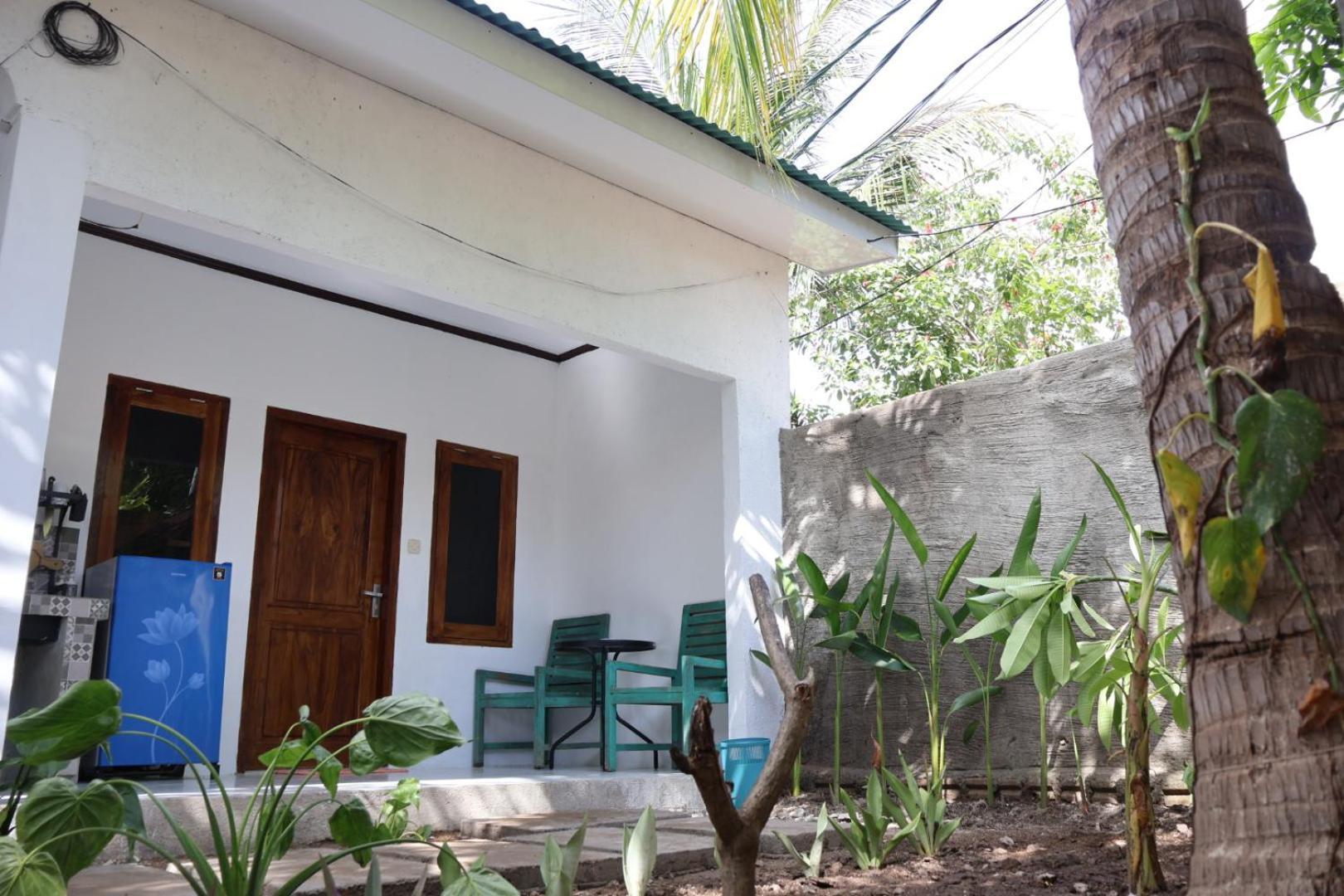 Rumah Tiga Gili Gili Islands Exterior photo