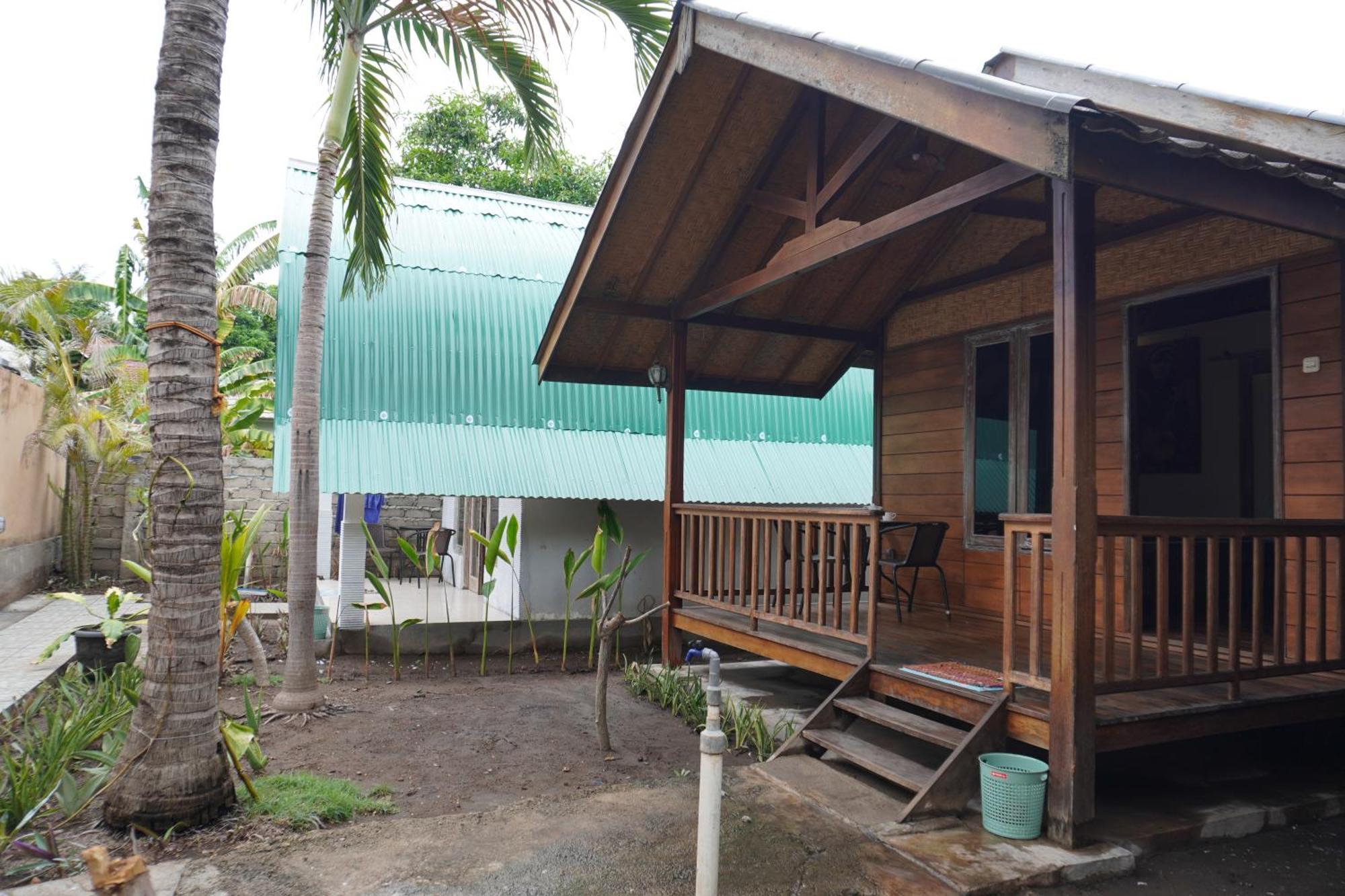 Rumah Tiga Gili Gili Islands Exterior photo