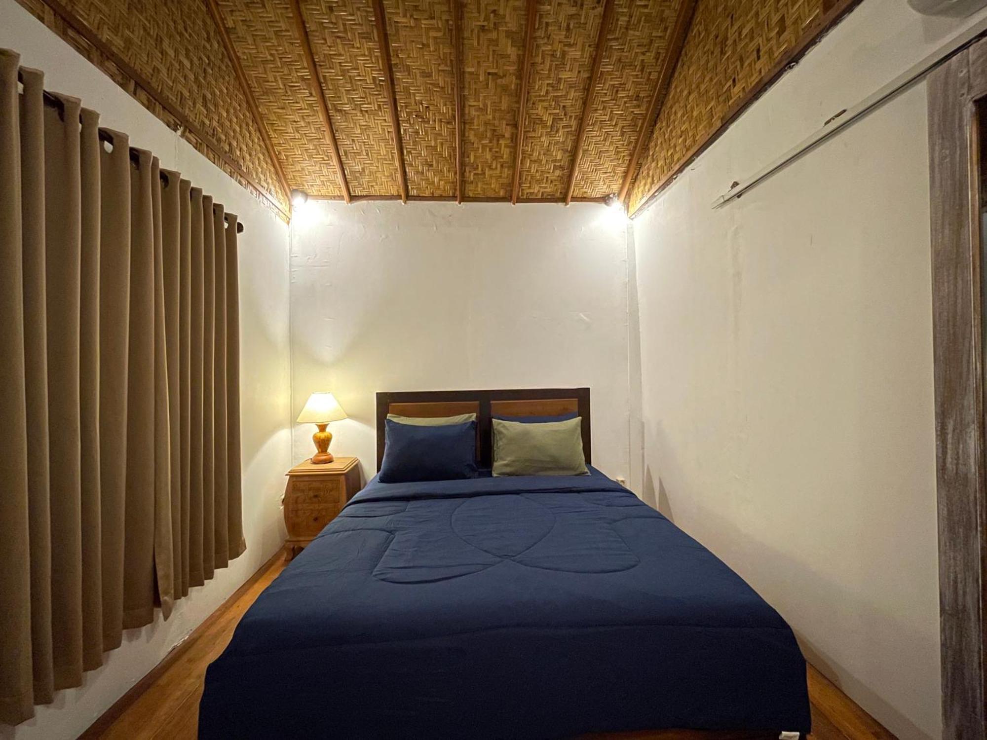Rumah Tiga Gili Gili Islands Exterior photo