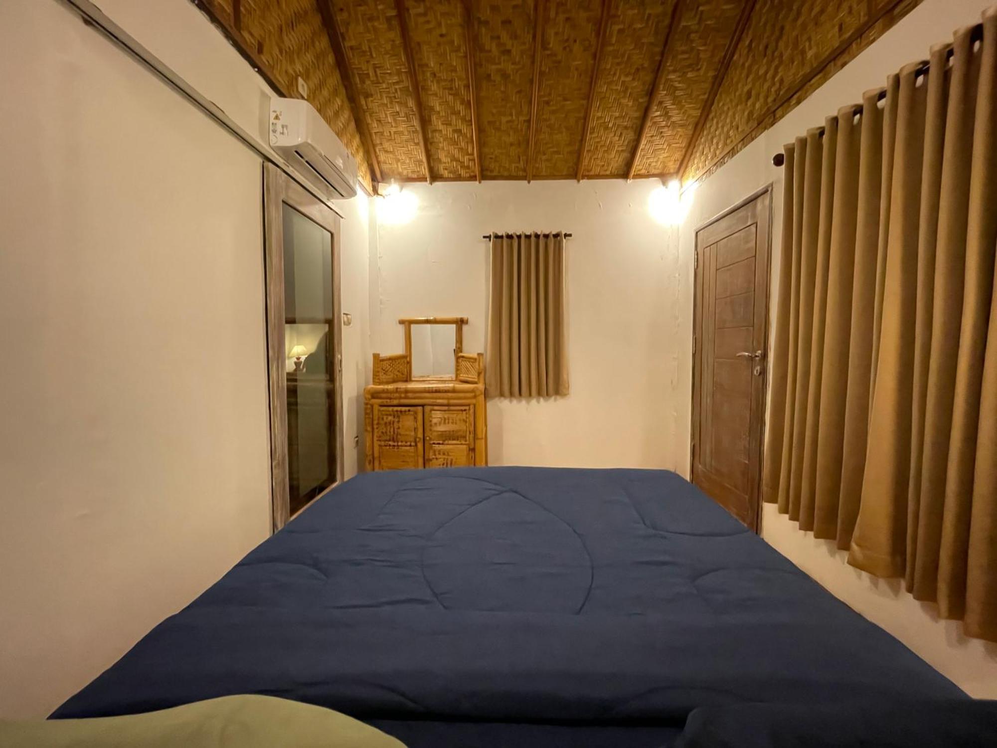 Rumah Tiga Gili Gili Islands Exterior photo